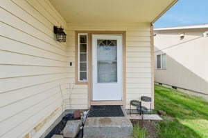 128 St Ct E-S0205-003.jpg