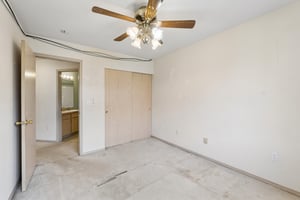 128 St Ct E-S0205-017.jpg