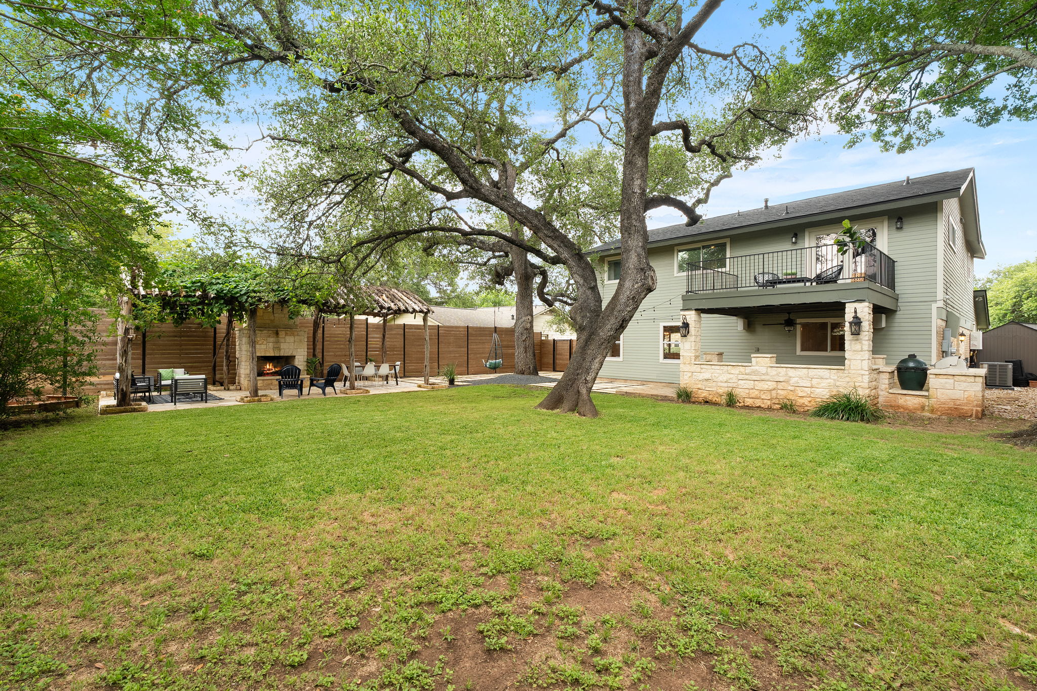  Photo 53