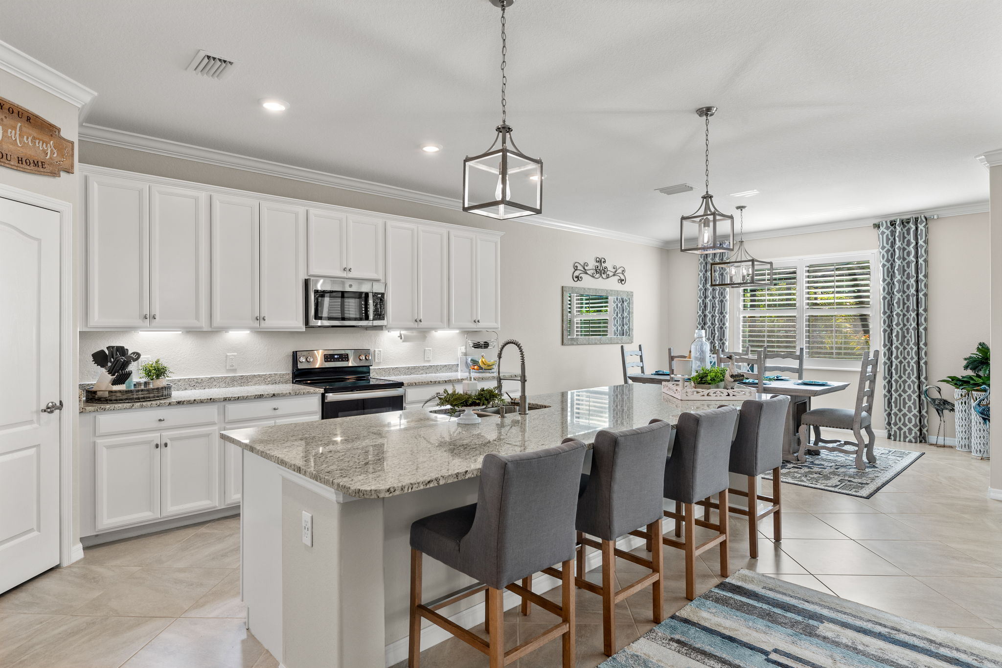 Breakfast Bar 2 of 2