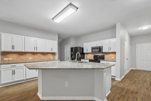 Jamie Dr-S2805-015.jpg