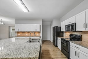 Jamie Dr-S2805-018.jpg