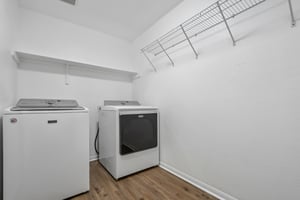 Jamie Dr-S2805-036.jpg