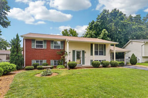 11906 Flushing Dr-S0906-003r.jpg