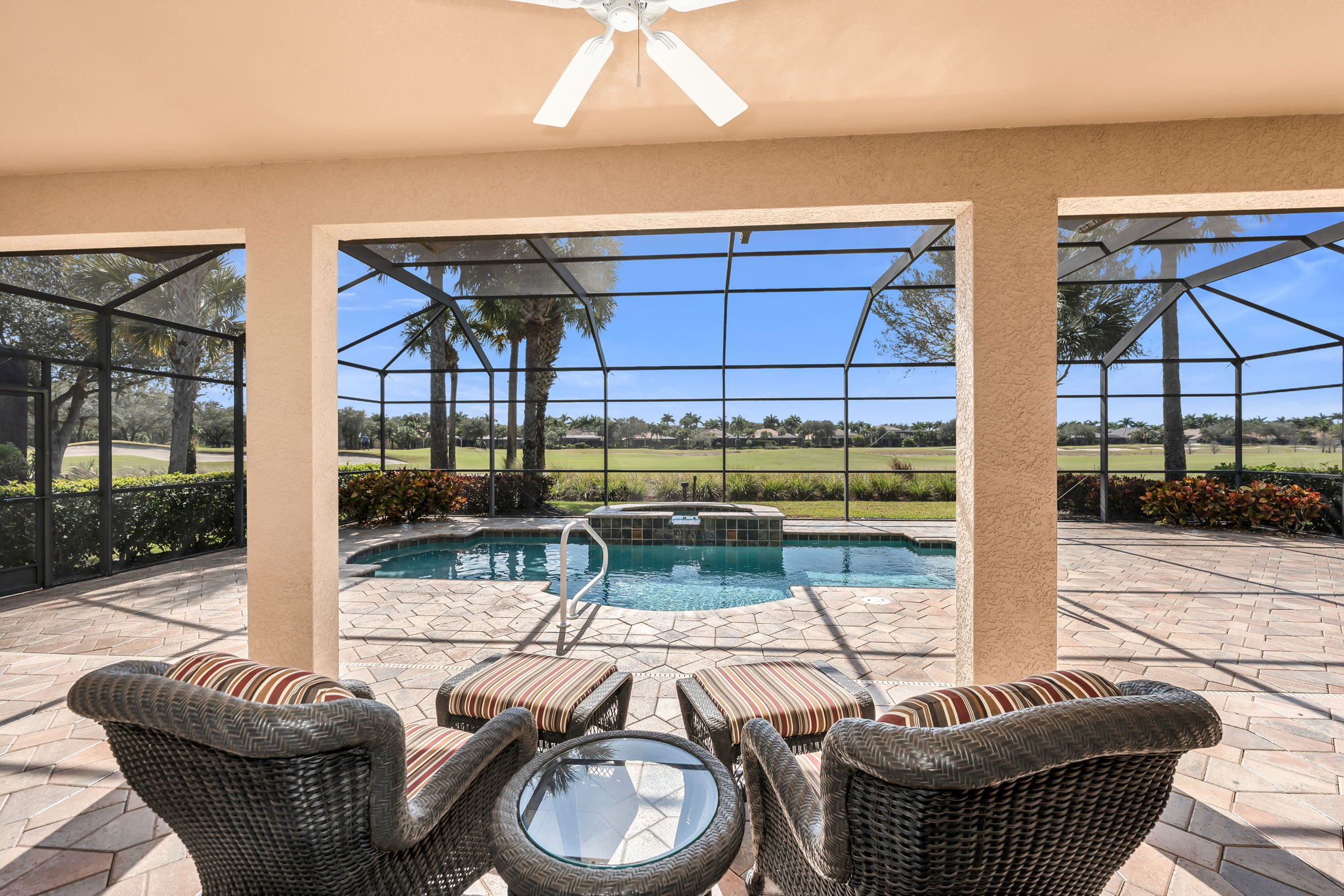 Lanai with Long Southern Golf and Lake View