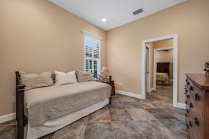 Guest Bedroom-2