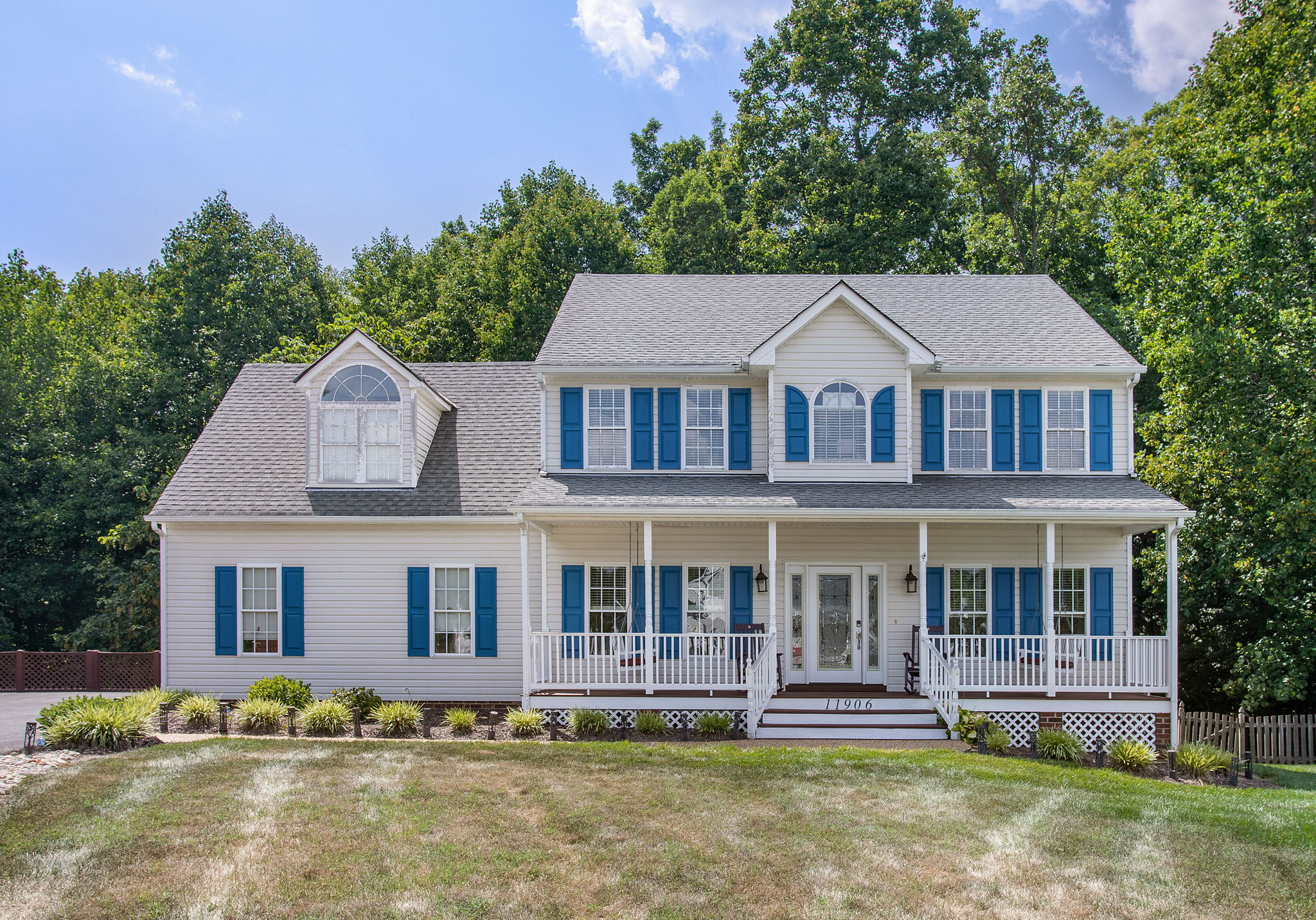 01-Exterior Front