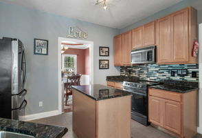 13-Kitchen