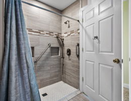 35-Hall Bath