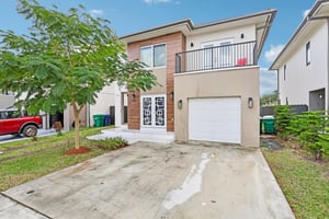 NW 1st St-S1501-001.jpg