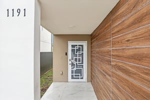 NW 1st St-S1501-005.jpg