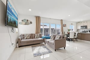 NW 1st St-S1501-010.jpg