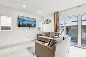 NW 1st St-S1501-011.jpg
