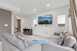 NW 1st St-S1501-012.jpg
