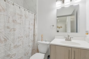 NW 1st St-S1501-029.jpg