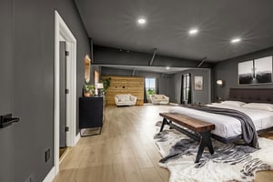 6L0A5077 virtually staged.jpeg