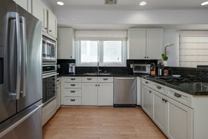 11916 Gorham Avenue 302-14.jpg