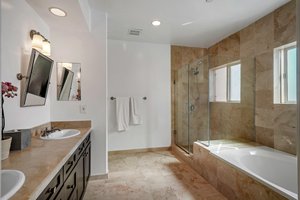 11916 Gorham Avenue 302-21.jpg