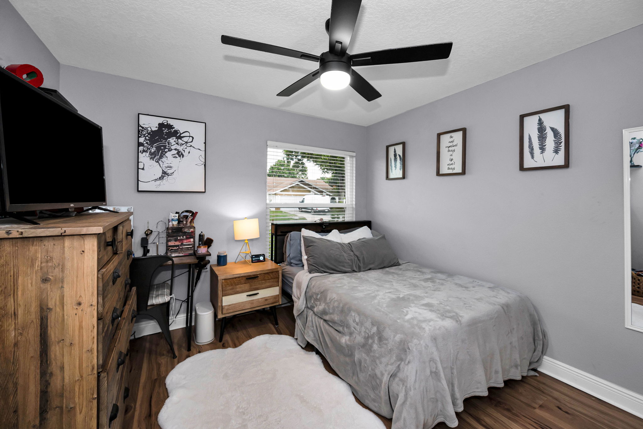 Bedroom2