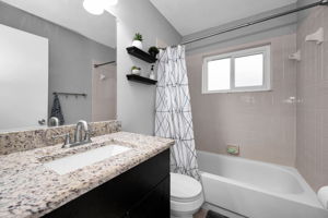 Bathroom2