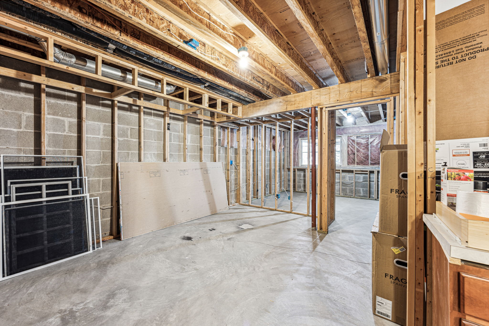 25_Interior