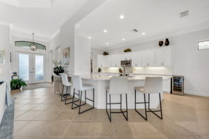 Breakfast Bar - Kitchen