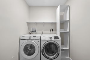  Photo 30