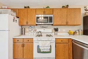 Sumac Trl-S1507-014.jpg