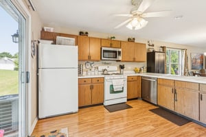 Sumac Trl-S1507-019.jpg