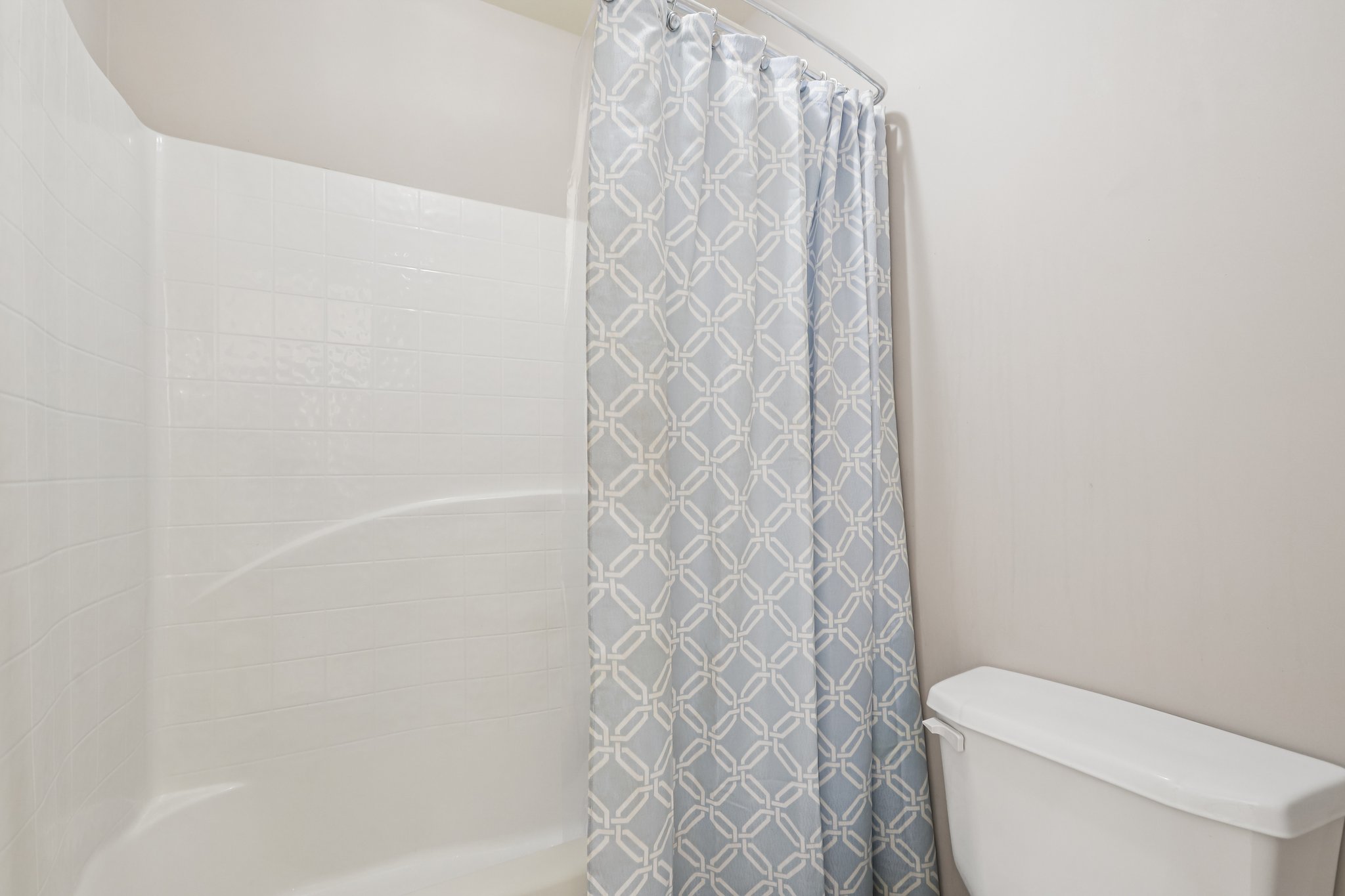 Vinings Place Cir-L2201-038.jpg