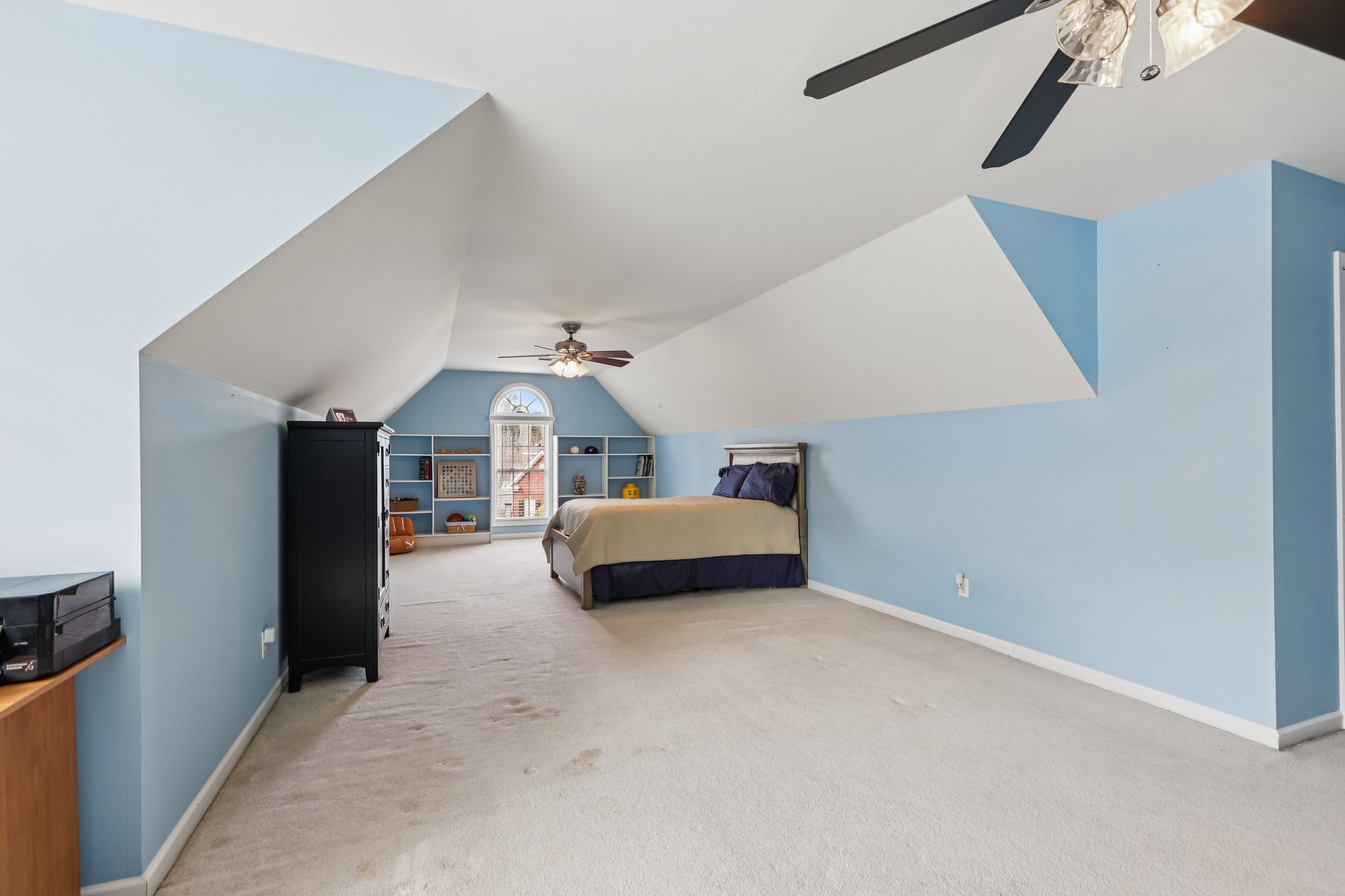 Vinings Place Cir-L2201-040.jpg