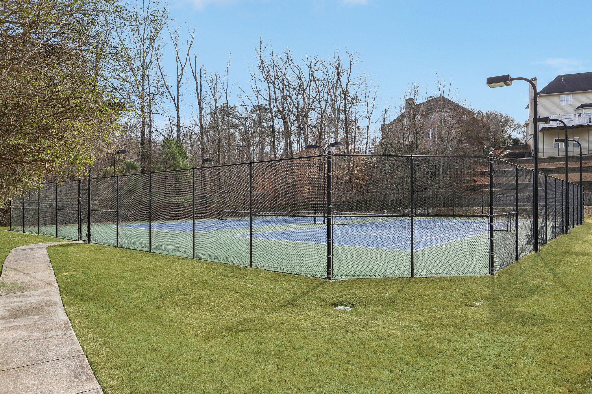 Vinings Place Cir-2201-903.jpg