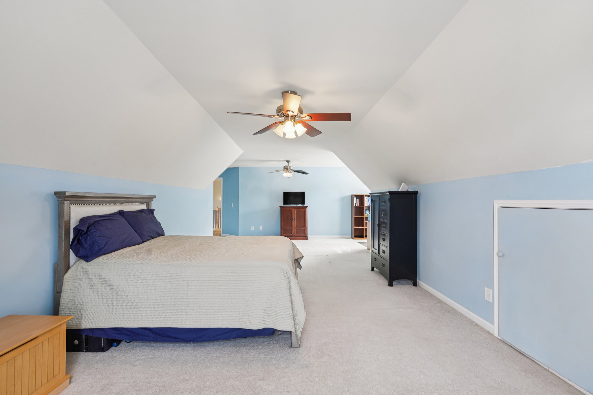 Vinings Place Cir-L2201-047r.jpg