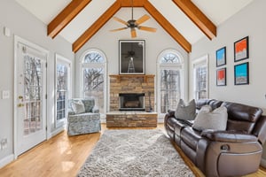 Vinings Place Cir-L2201-009.jpg