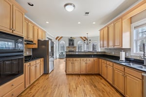 Vinings Place Cir-L2201-020.jpg