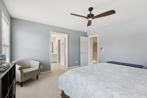 Vinings Place Cir-L2201-043.jpg