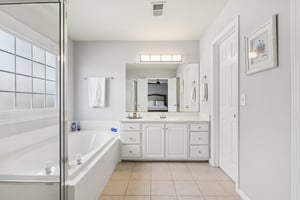 Vinings Place Cir-L2201-044.jpg