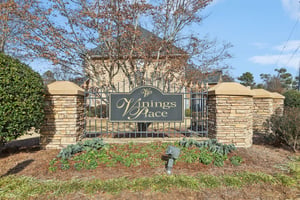 Vinings Place Cir-2201-901.jpg