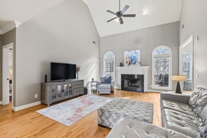 Vinings Place Cir-L2201-013r.jpg