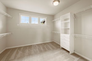  Photo 33