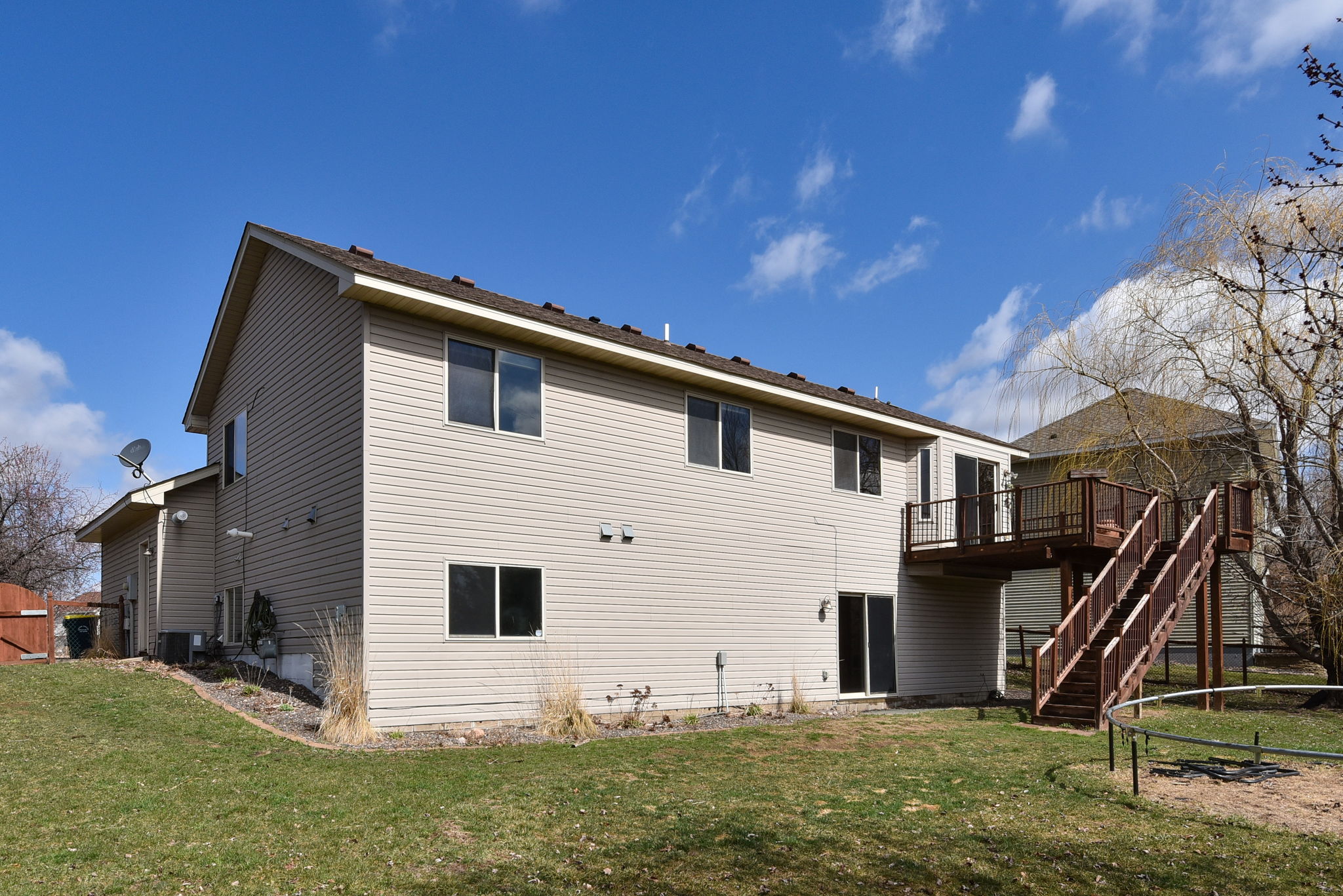 11922 N Meadow Curve, Lindstrom, MN 55045