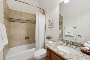 Handrich Ct-1005-032.jpg