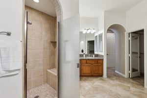 Handrich Ct-1005-044.jpg