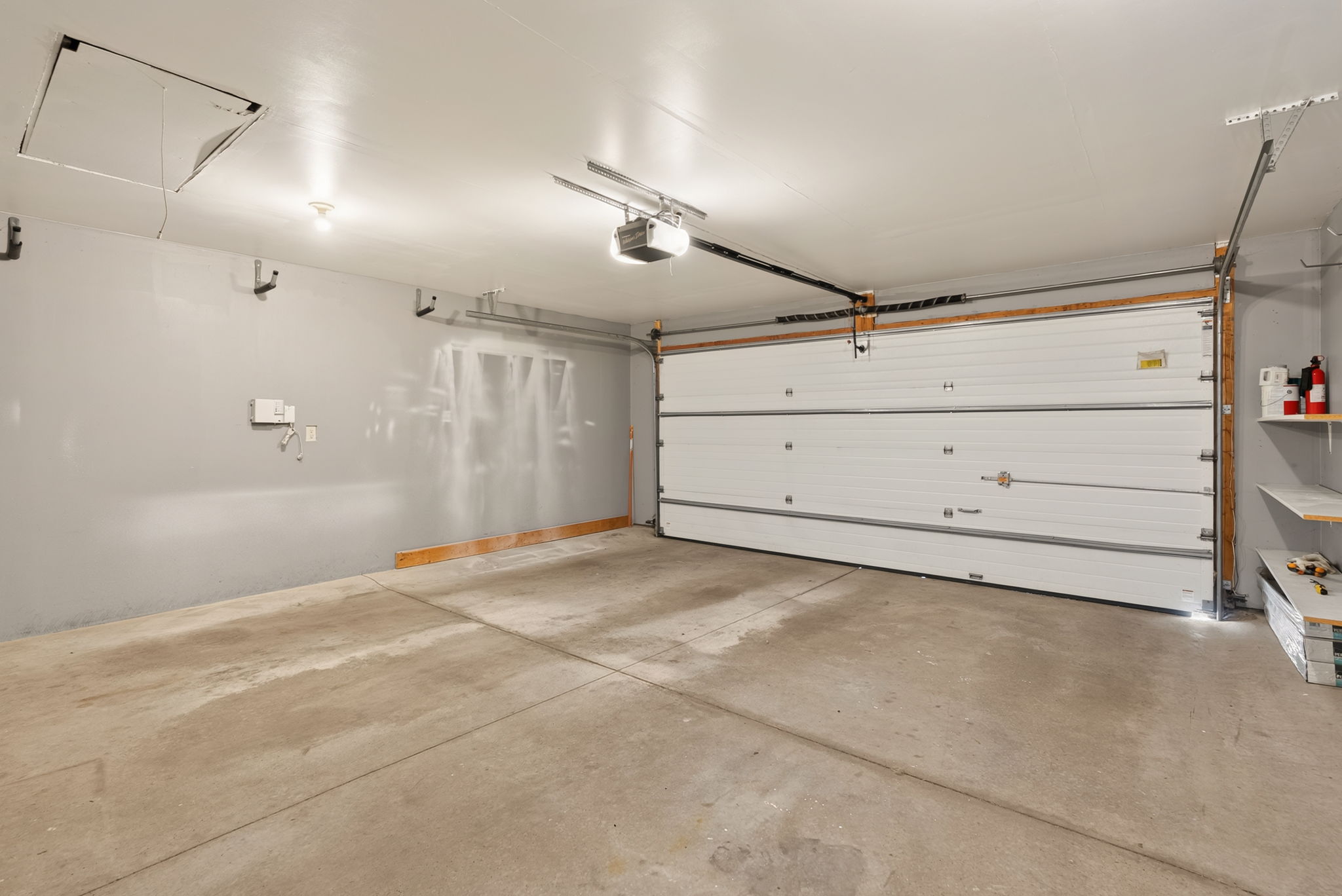  Photo 34