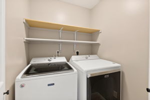  Photo 31