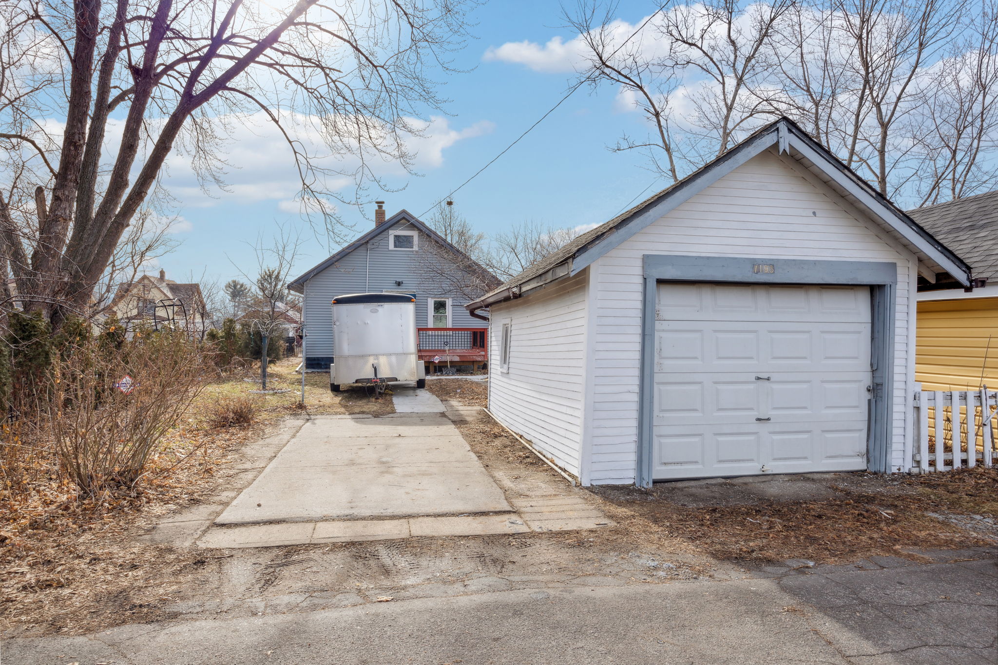 Plenty of off street parking!