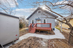 View of deck that leads to the kitchen