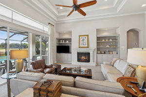 Fireplace & Built ins