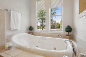 Jetted Tub