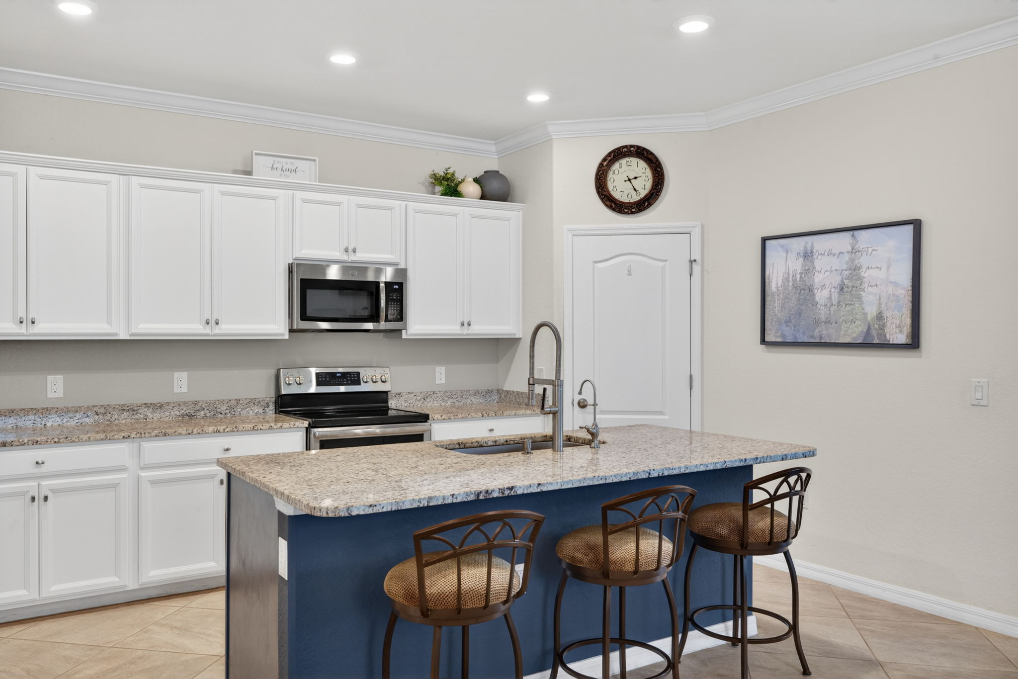 Breakfast Bar 2 of 3